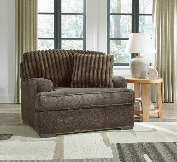 Aylesworth Chair and a Half