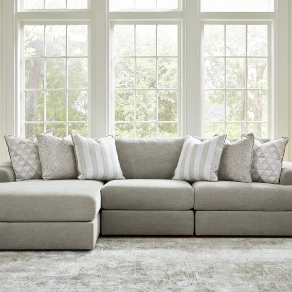 Avaliyah 3-Piece Sectional with Chaise
