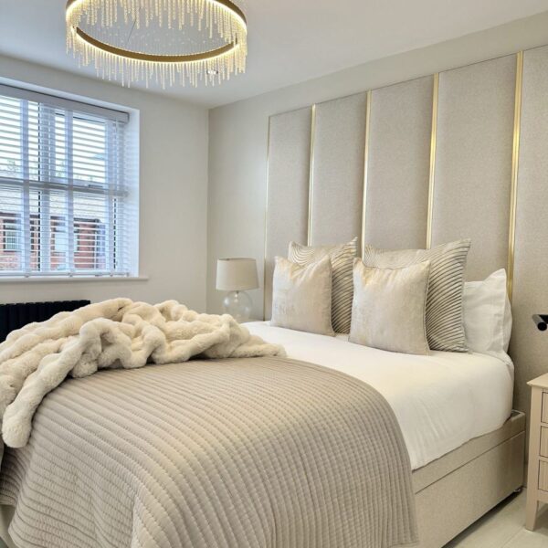 Luxury panel wall bed